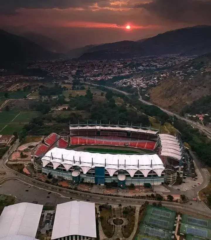 Apartamento Vacacional Estadio Metropolitano Campo Claro